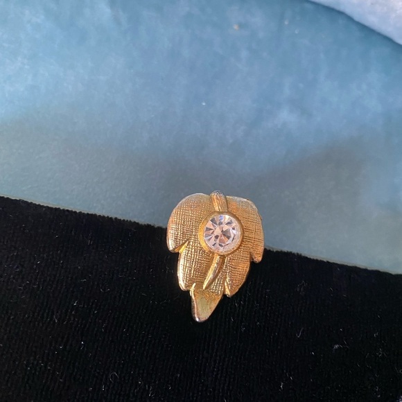 Stunning vintage black evening bag with a jewelry like closure detail an… - Picture 6 of 7